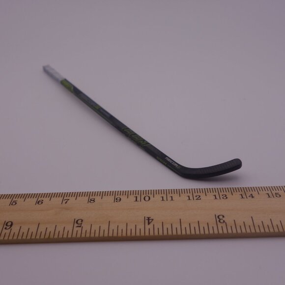 Tim Hortons Sidney Crosby 87 Frameworth Sports Marketing Mini Stick - Picture 10 of 15